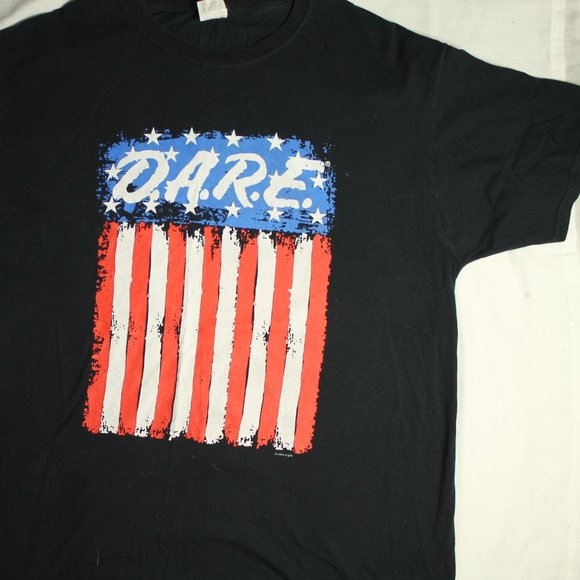 D.A.R.E. american flag graphic tee - Picture 2 of 5